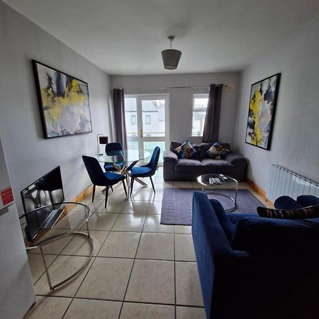 Cosy Beachfront Apartment In Salthill Galway City Exterior foto